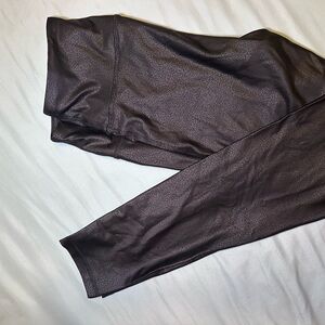 Shiny Black Leggings